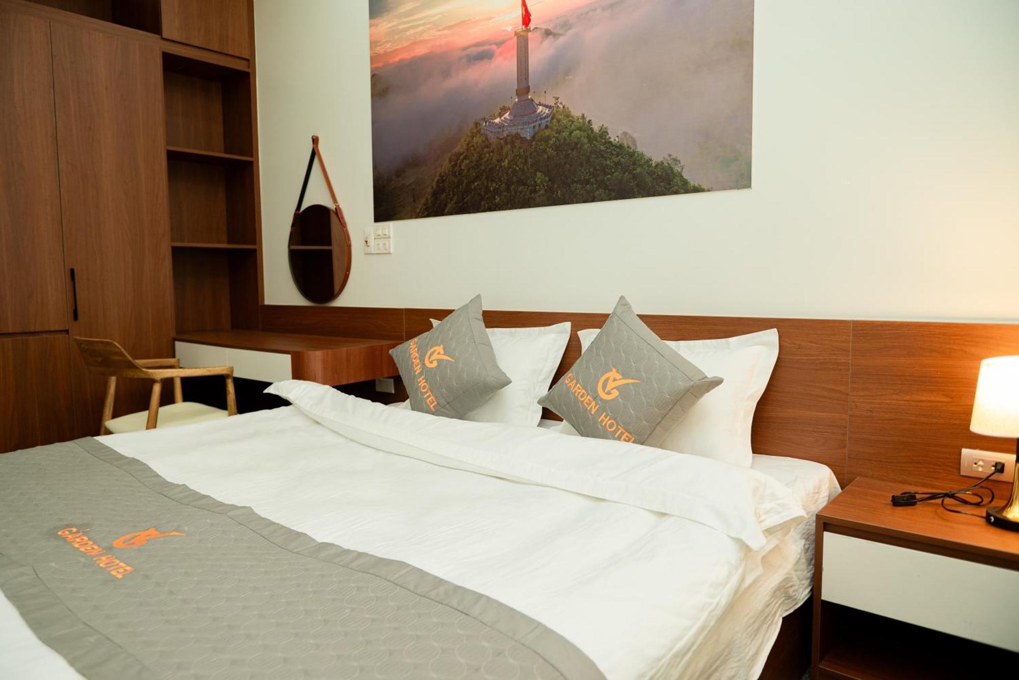 Garden Hotel II Ha Giang Bagian luar foto