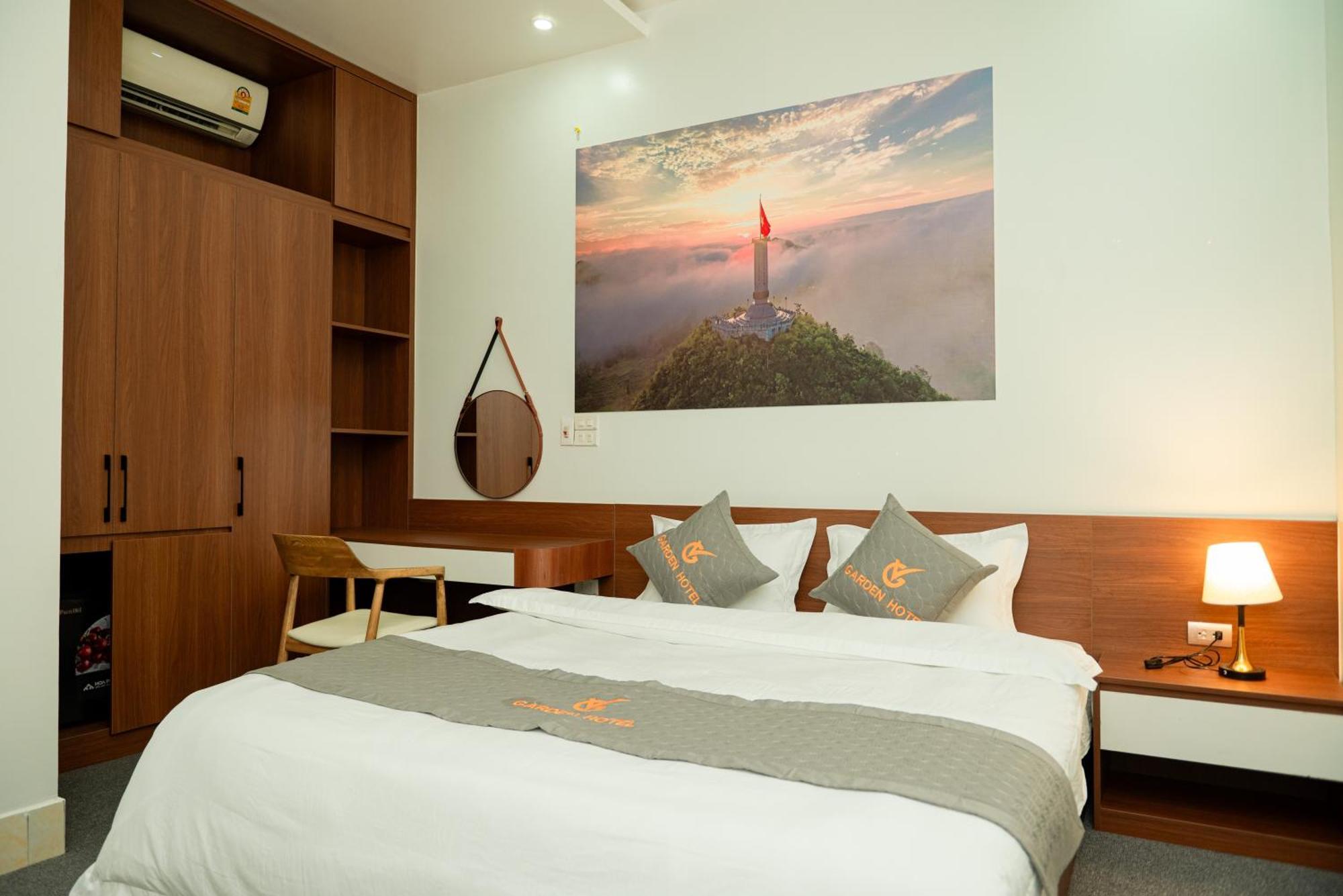 Garden Hotel II Ha Giang Bagian luar foto