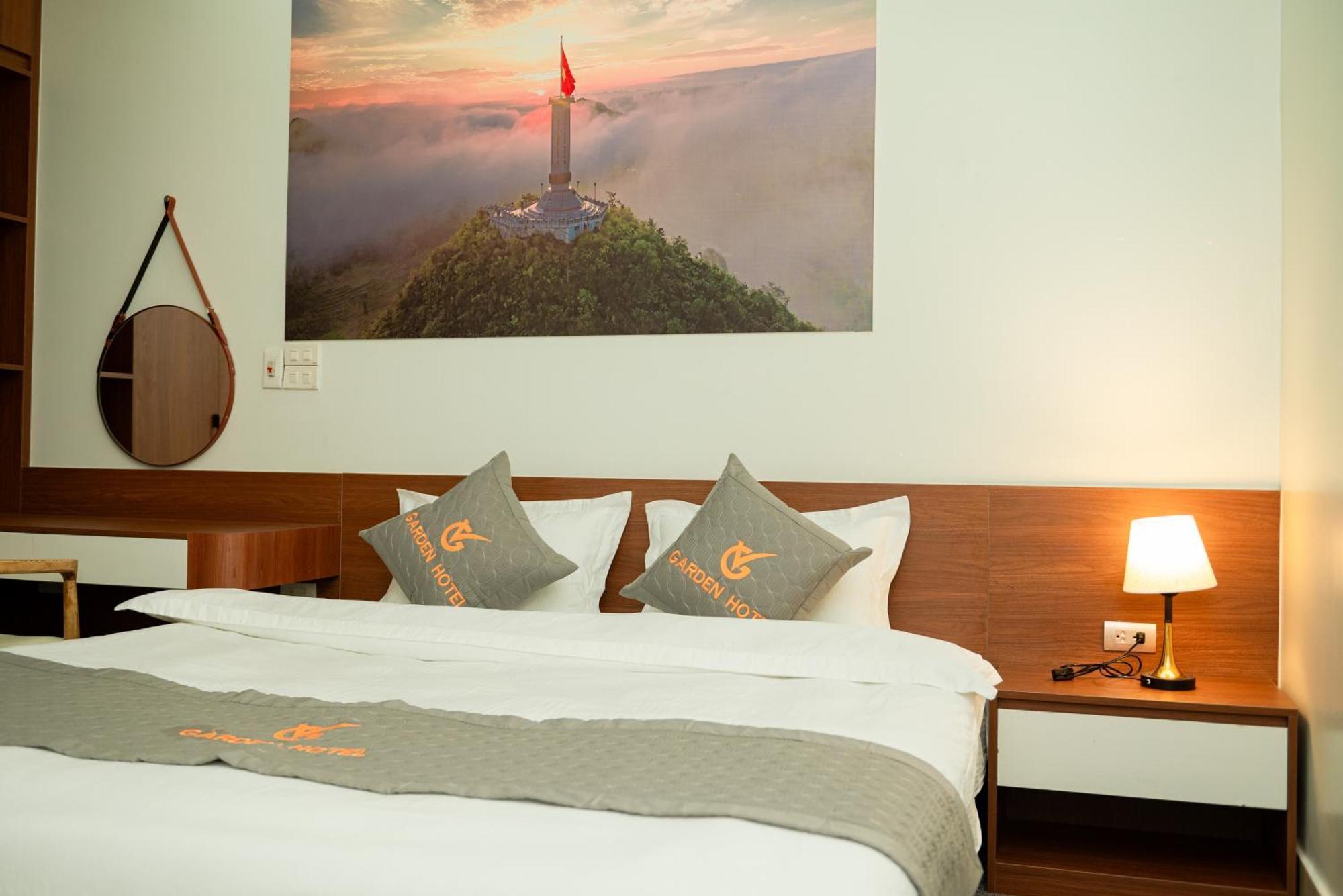 Garden Hotel II Ha Giang Bagian luar foto