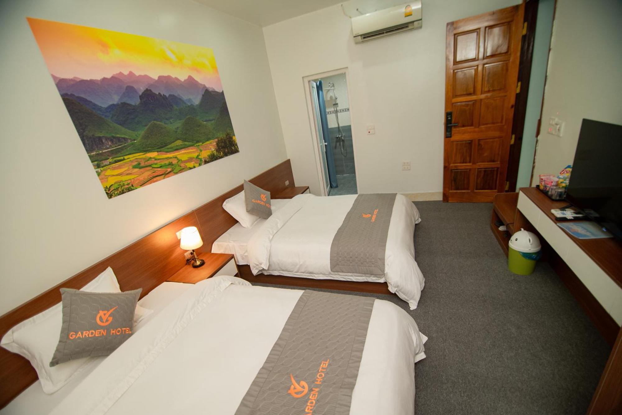 Garden Hotel II Ha Giang Bagian luar foto