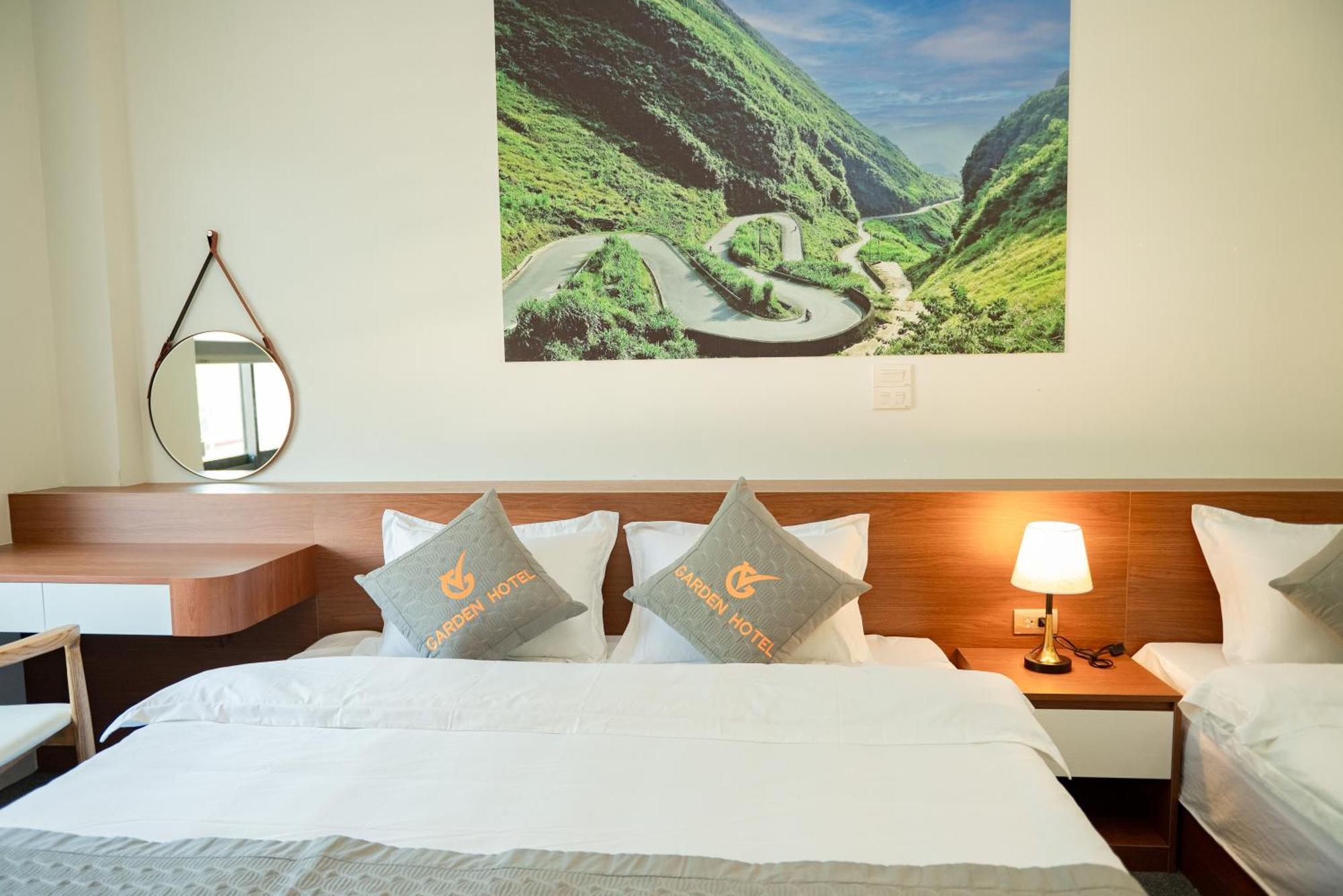 Garden Hotel II Ha Giang Bagian luar foto